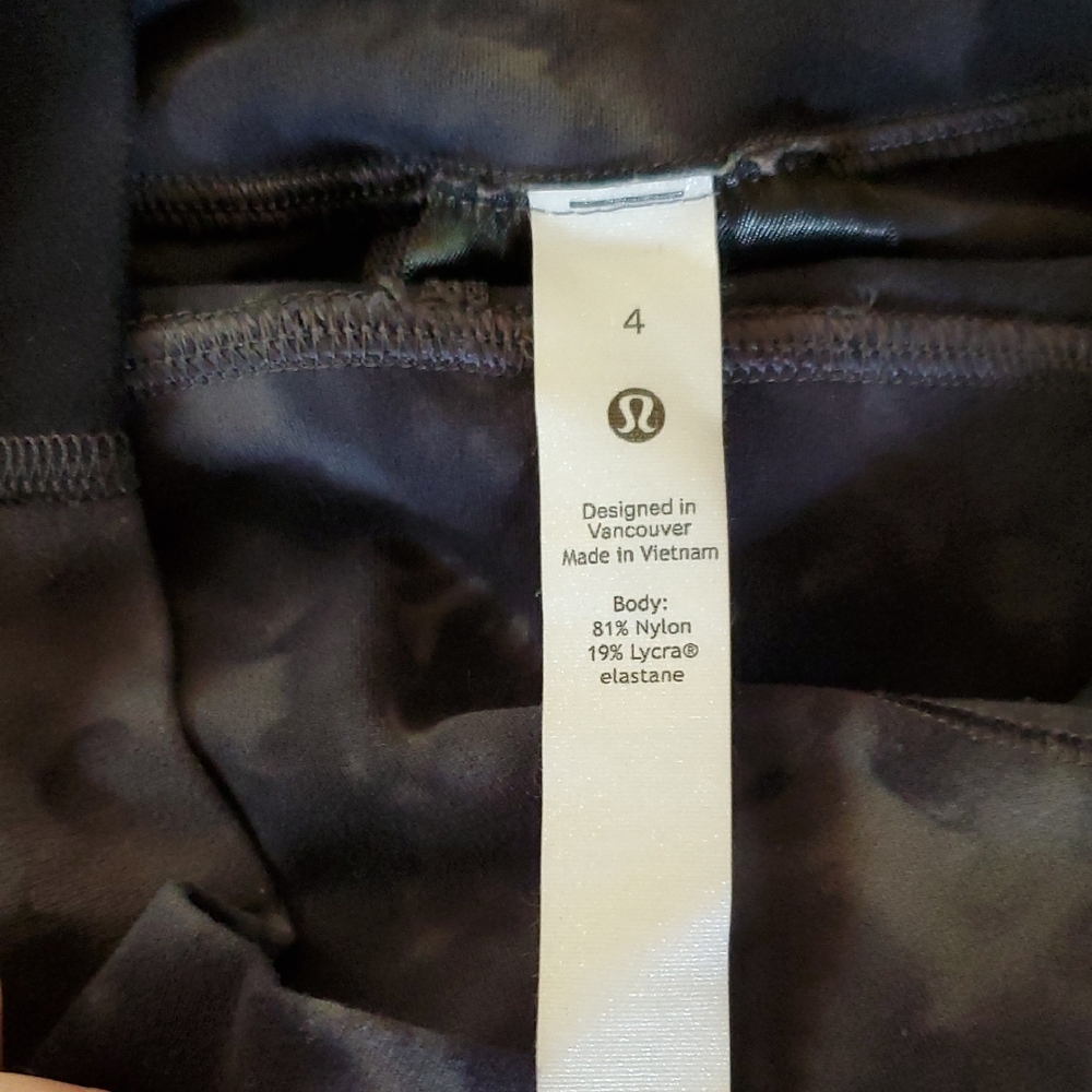 Lululemon HR Align Black Camouflage Leggings - Picture 2 of 4